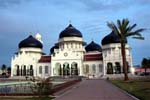 How to travel from Banda Aceh