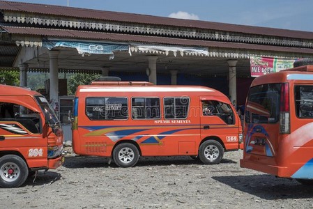 Midi bus to Bukit Lawang